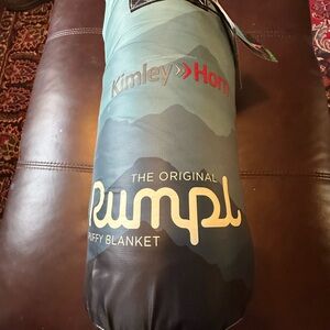 Rumpl Puffy Blanket - Blue